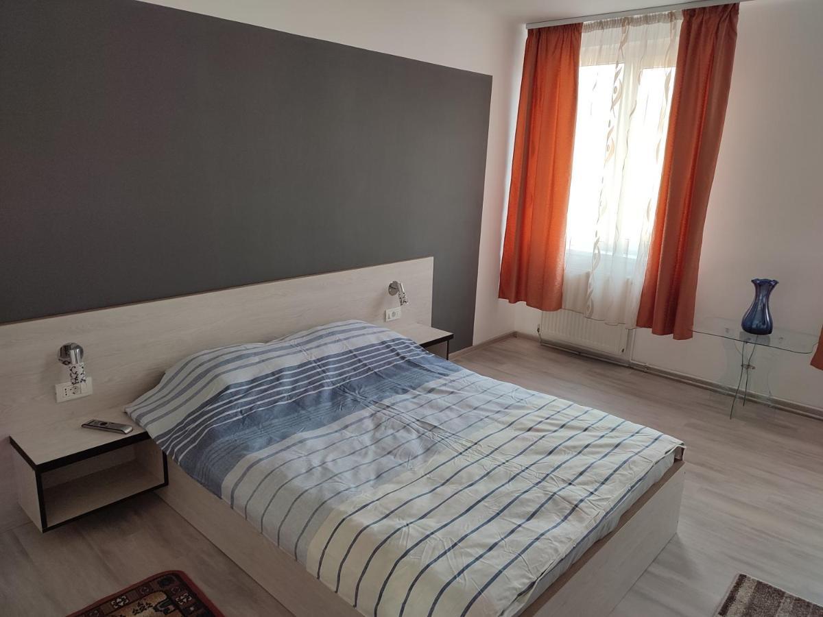 Ferienwohnung Lafru Zărneşti Exterior foto